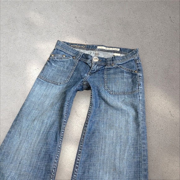 !! SOLD DO NOT BUY !! DKNY Ultra Low Rise Flare Jeans - Picture 3 of 8